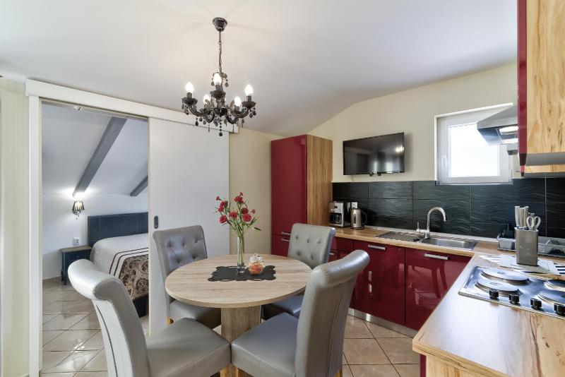 Two-Bedroom Apartment with Balcony and Sea View image 2