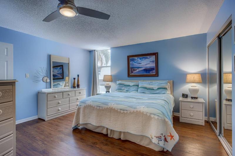 House of The Sun Siesta Key Crescent Beach - image 12