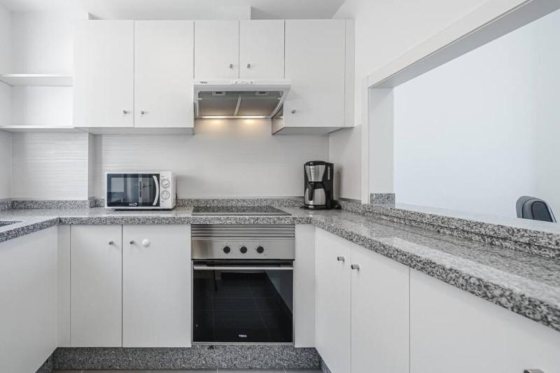 Ocean View Apartment with AC Pool Playa Arena PA05 - image 21