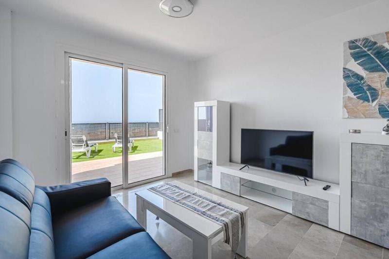 Ocean View Apartment with AC Pool Playa Arena PA05 - image 20