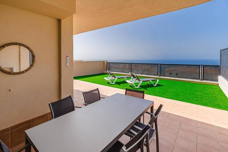 Ocean View Apartment with AC Pool Playa Arena PA05 - image 25