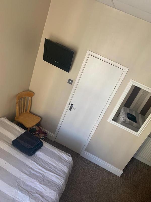 Triple Room image 2