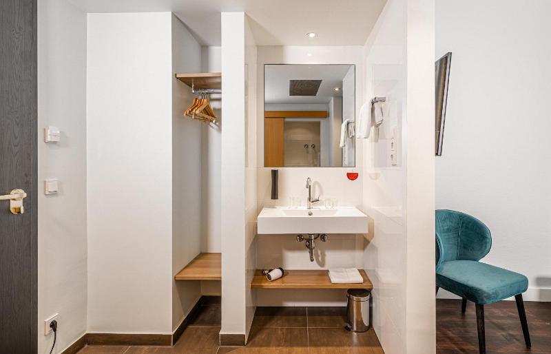 Hotel Stachus - image 13