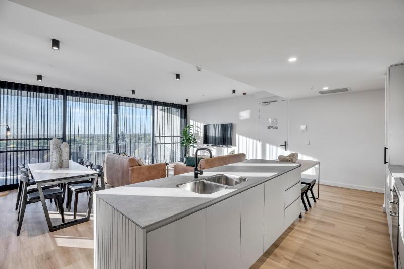 KT Apartments - image 2