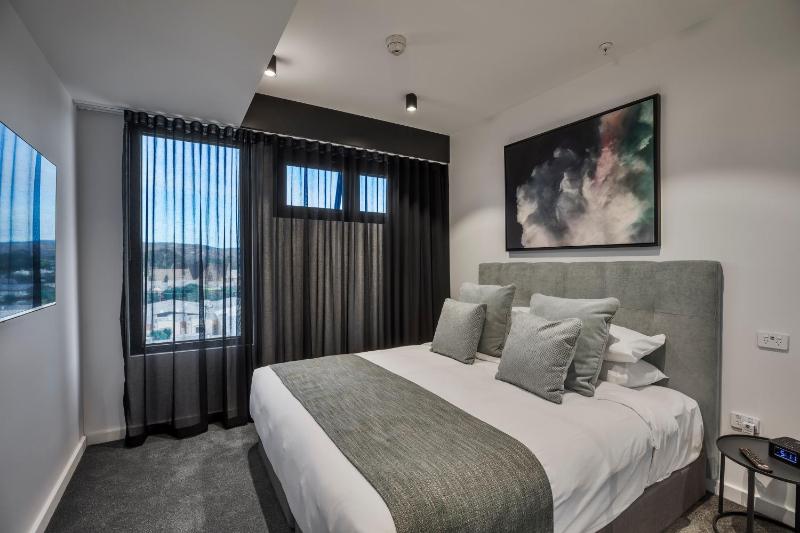 KT Apartments - image 6