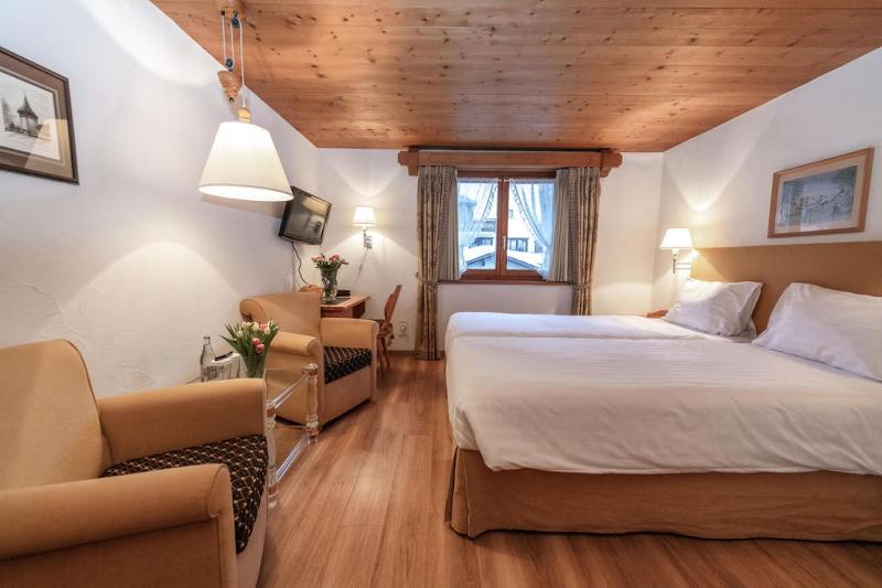 Double Room image 2