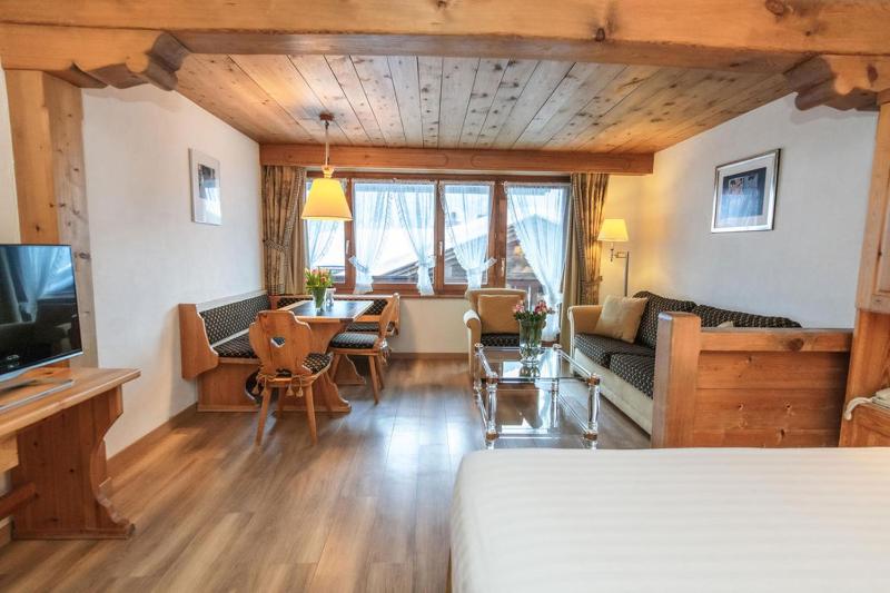 Junior Suite image 2