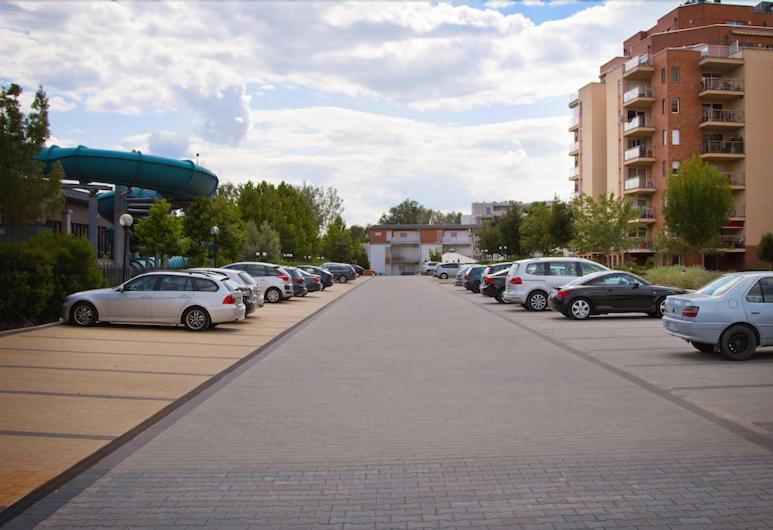 Galérius Aranypart Apartman - image 23