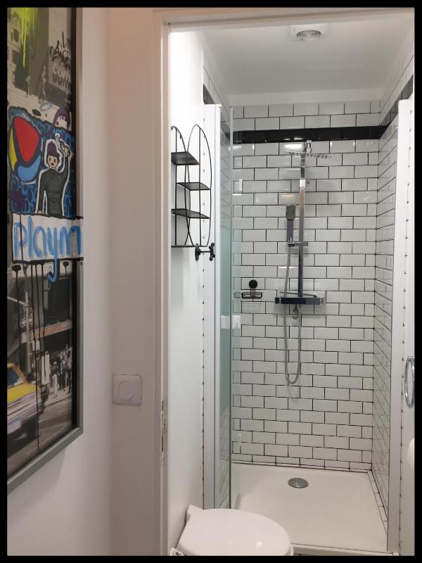 Quadruple Room with Shared Bathroom image 2