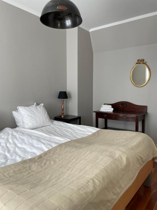 Standard Apartment image 4