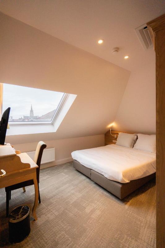 Budget Double Room image 1