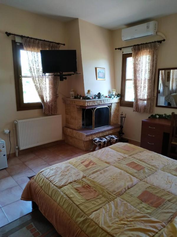 Double Room with Fireplace image 3