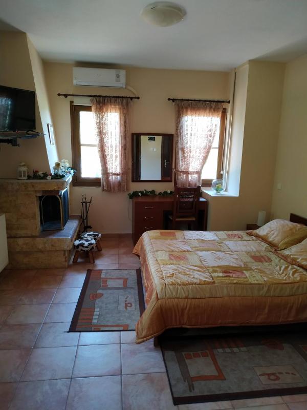 Double Room with Fireplace image 2