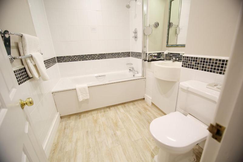Privilege Double Room image 2