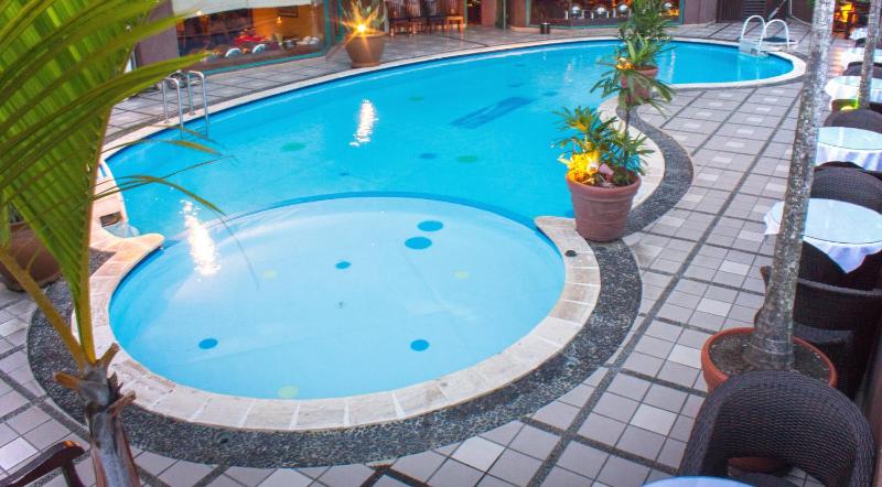 Travellers Suites Serviced Apartments - image 23