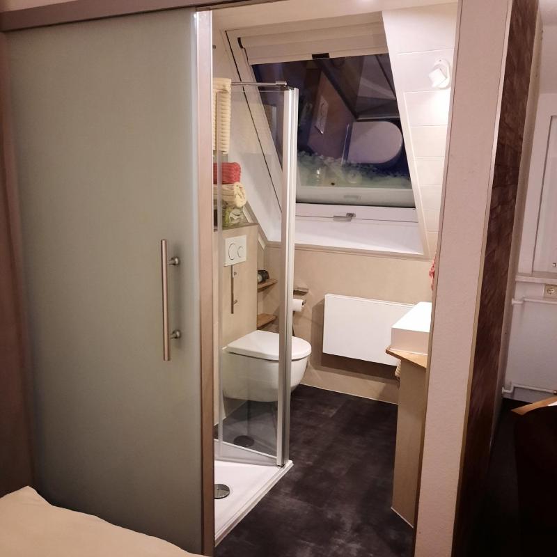 Double Room image 1
