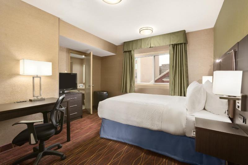 Days Inn by Wyndham Ottawa - image 8