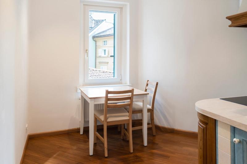 Apartment image 4