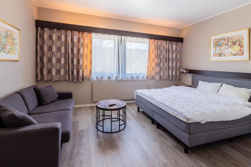 Double Room image 2