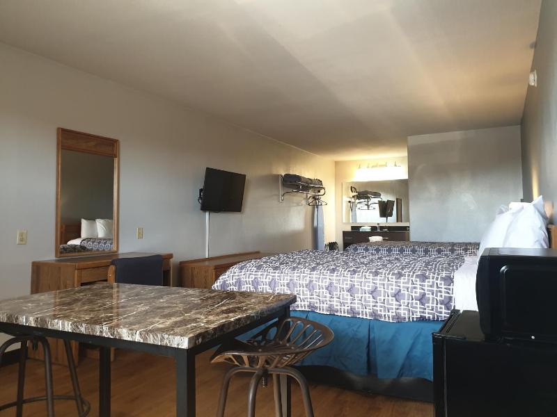 Deluxe Double Room image 4