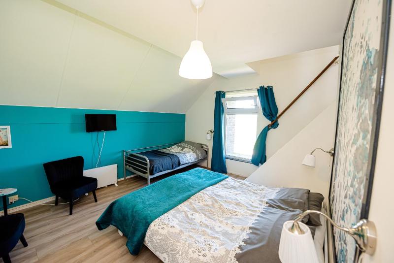 Triple Room image 2
