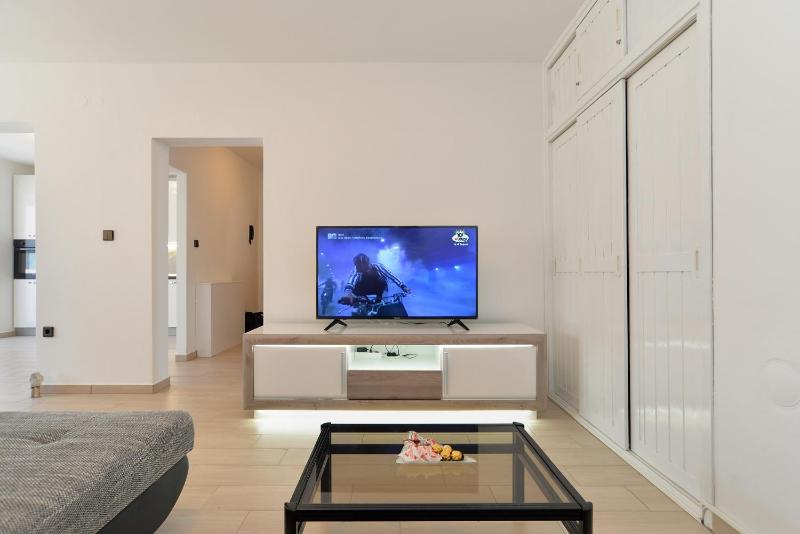 House Pula 2080 - image 38
