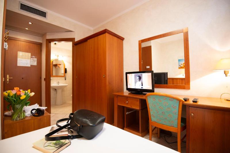 Hotel Corte Regina - image 8