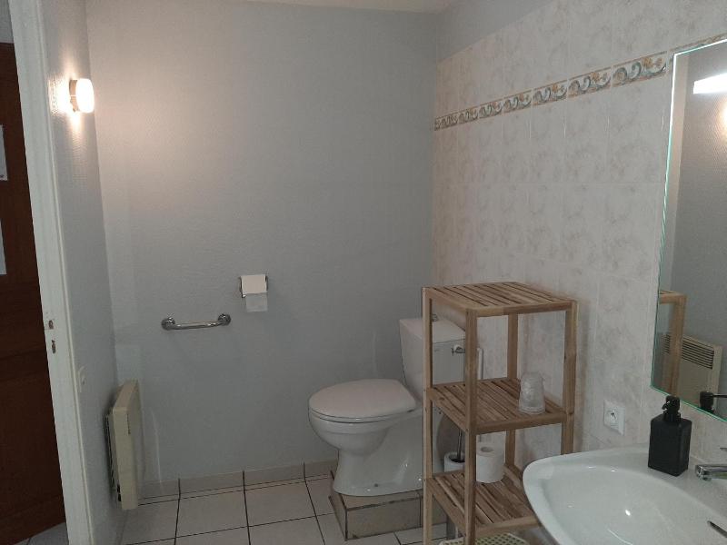 Double Room image 2