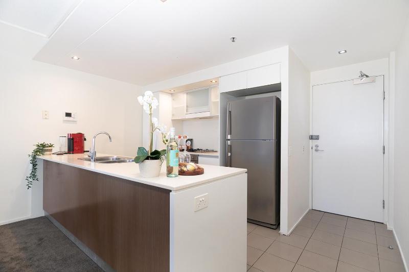 Amazing River View - 3 Bedroom Apartment - Brisbane CBD - Netflix - Fast Wifi - Carpark - image 7