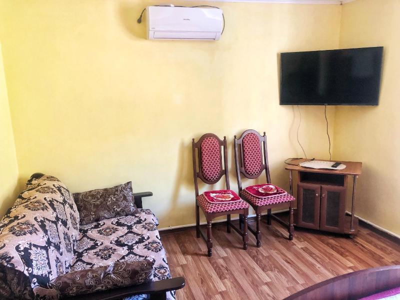 Standard Quadruple Room image 3