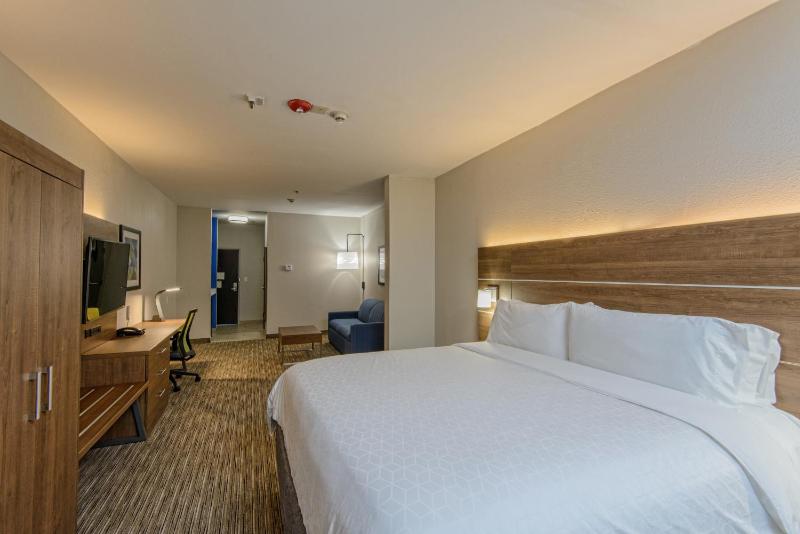 King Suite image 4