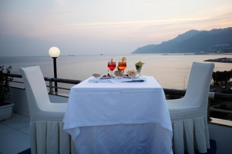 Grand Hotel Salerno - image 13