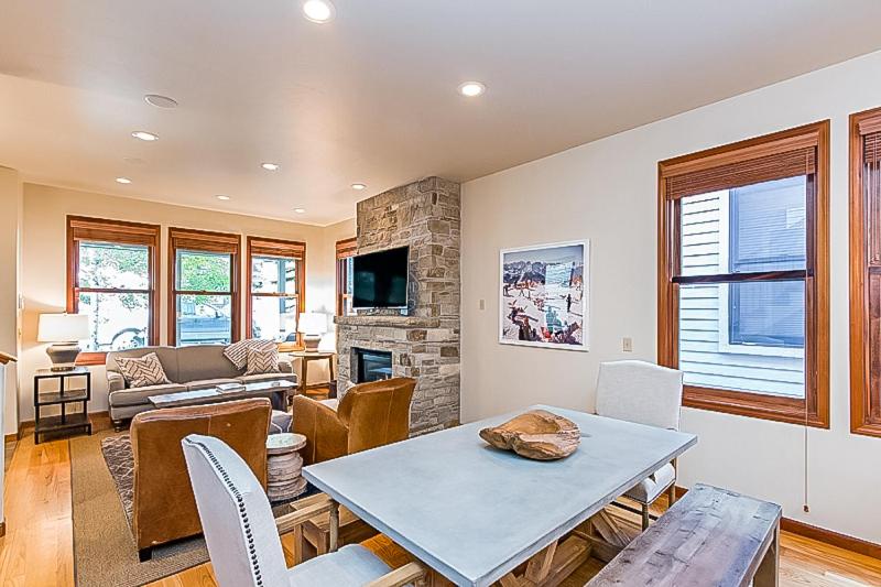 Three Bedroom House image 2