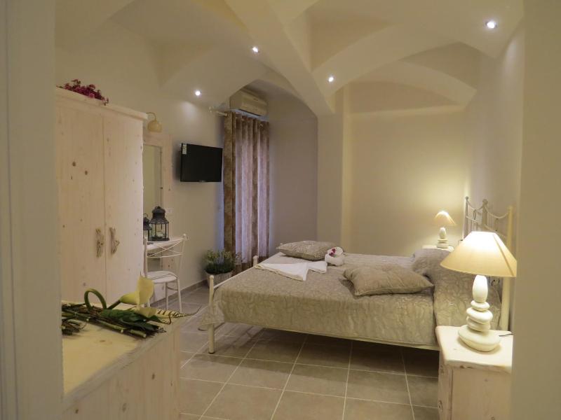 Superior Single Room image 3