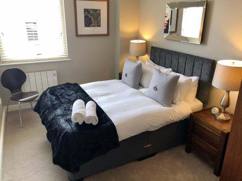 Two-Bedroom Apartment image 3