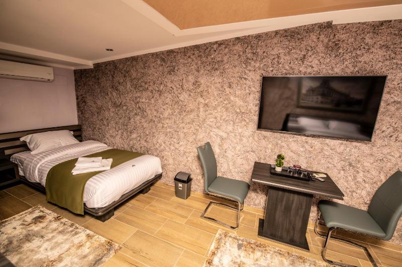 Hotel Novotheos - image 5