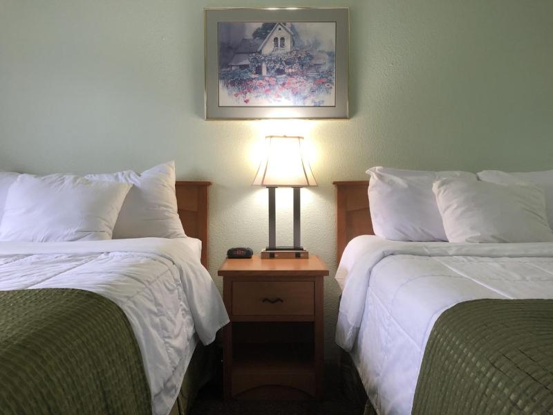 Travelodge by Wyndham Seattle North of Downtown - image 6