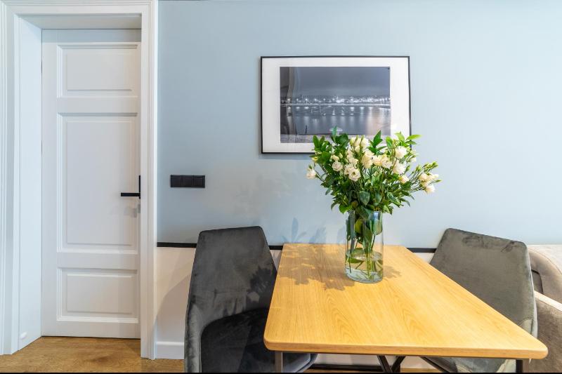 Riva Apartments by OneApartments - image 3