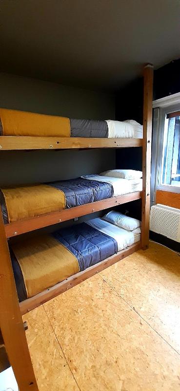 Bucanaan hostel boutique - image 4