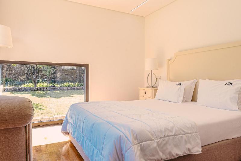 Double Room with Private Bathroom image 4