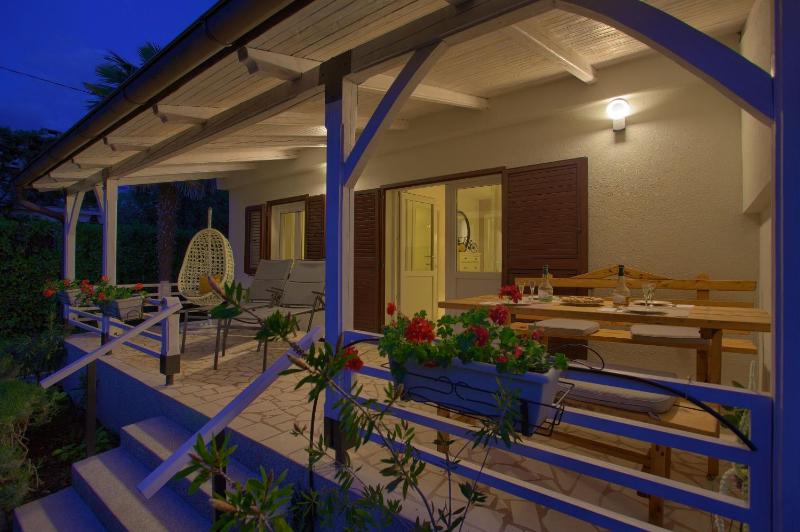House Memento - image 16