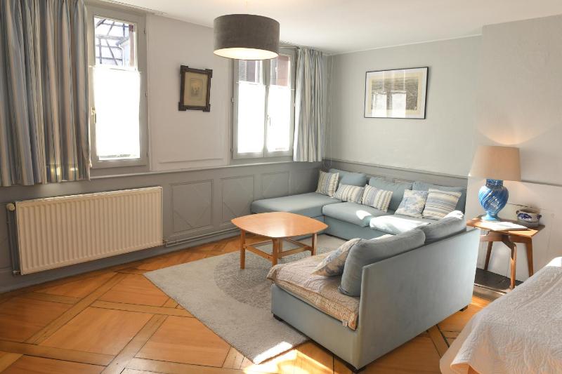 Le CAVEAU - image 1
