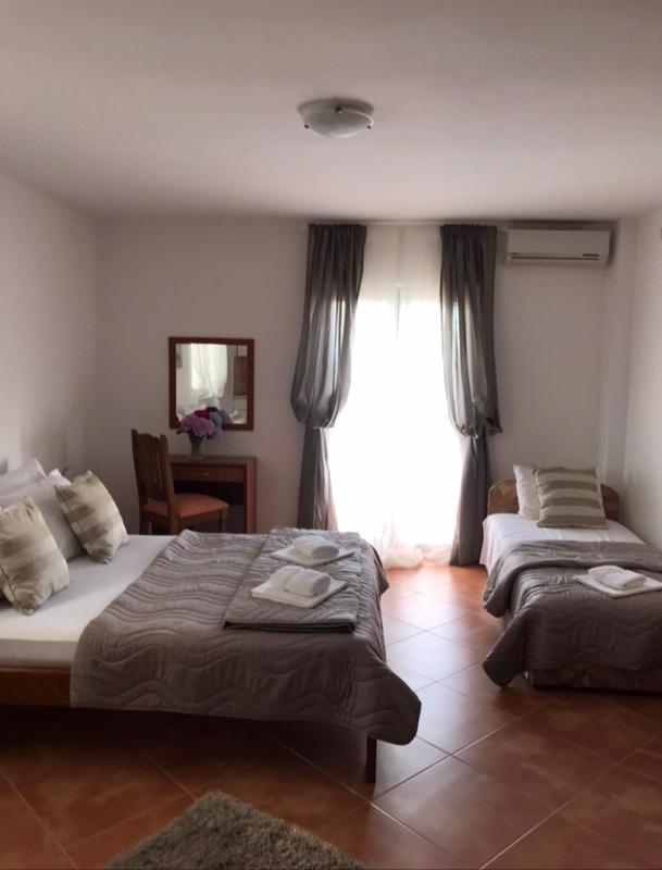 Apartment with Balcony image 3