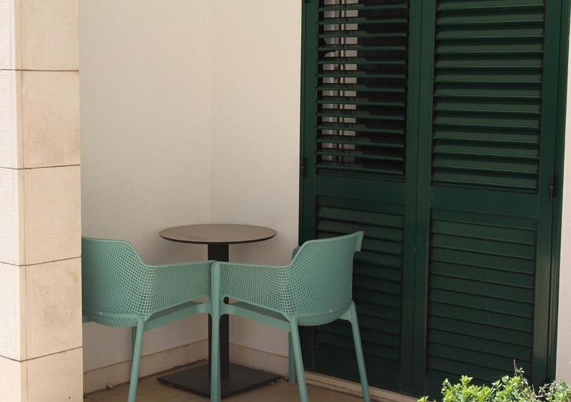 Superior Double Room with Patio image 2