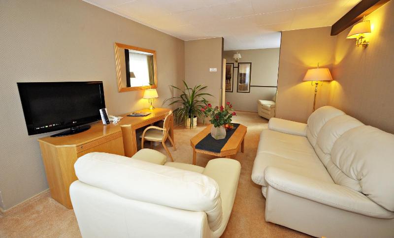 Apartment image 4