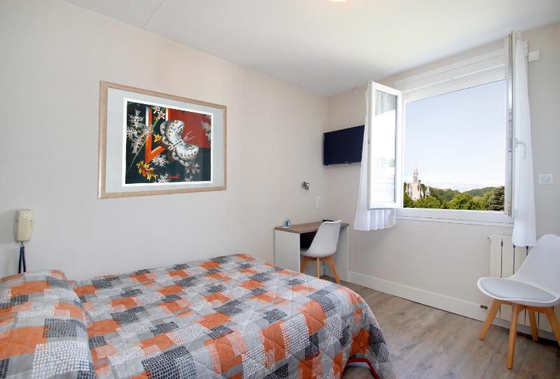 Single Room image 3