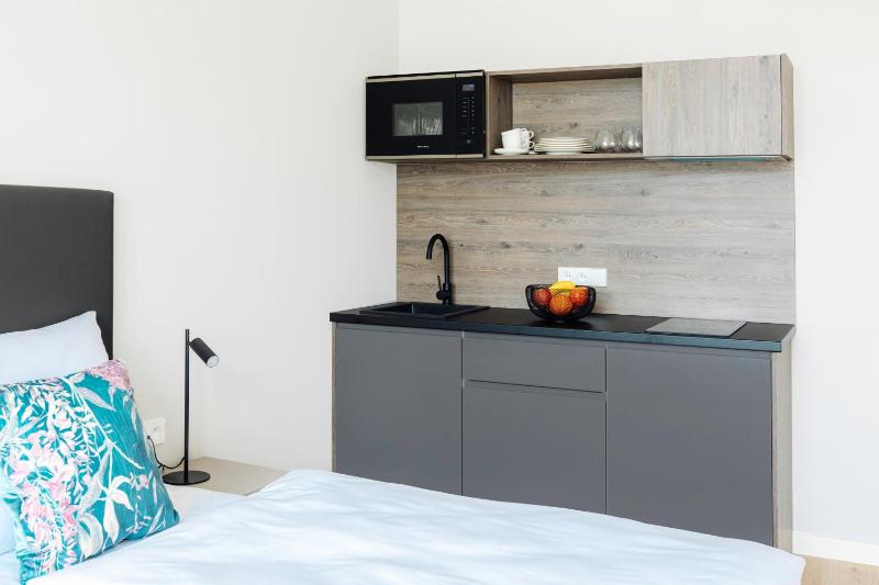 Studio Apartment image 2