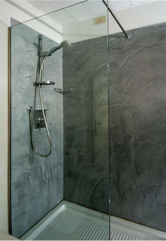 Standard Room with Street View image 3