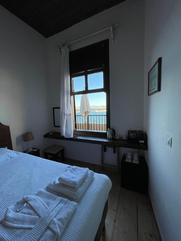 Standard Double Room Sea View  image 2