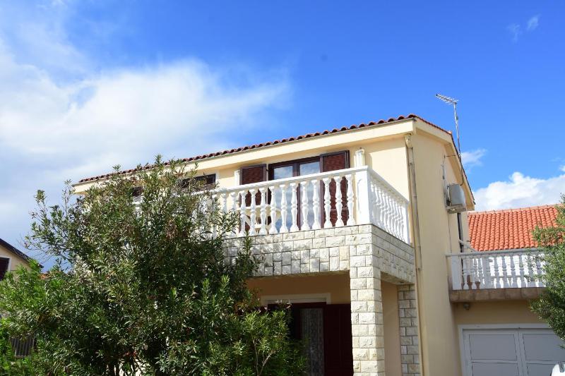 Apartments Zana - image 9